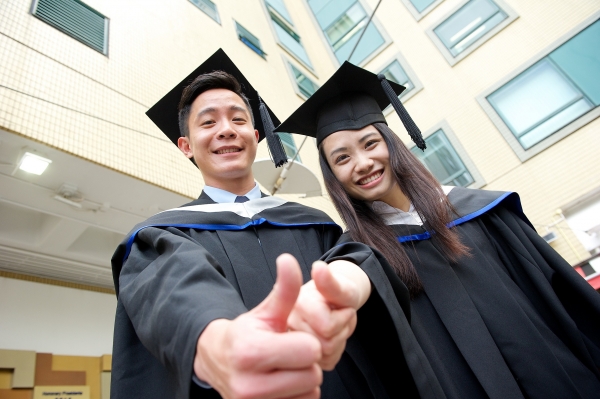 香港浸会大学工商管理学院再获欧洲质量发展体系颁发三年认证
