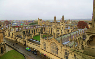 牛津物理学家获“世界杰出女科学家成就奖奖学金”