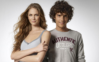 女生觉得取悦男生需“装傻”