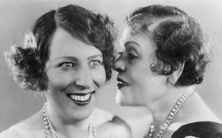 什么样的人和事容易被八卦