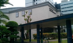 新加坡国立大学毕业生实现高就业率和高薪水