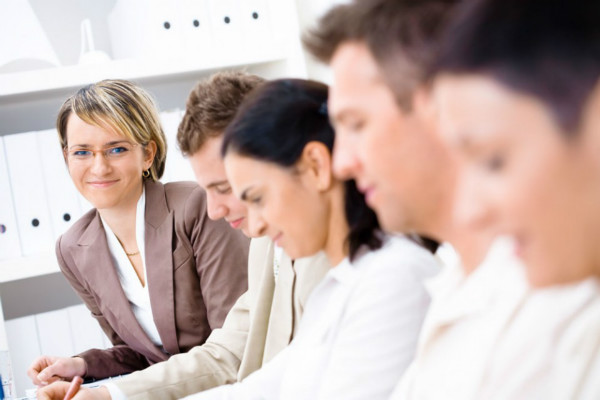 投行、咨询、四大、PE/VC，罗切斯特学霸+职场牛人揭秘美帝商科申请与就业