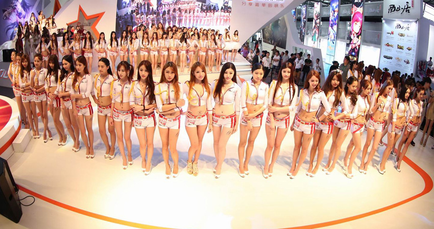 114位ShowGirl同台创CJ纪录